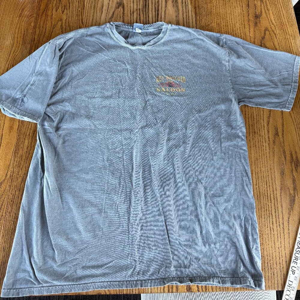 Crazy Shirts - Key Wrecked Saloon - Crater Dyed - Tshirt